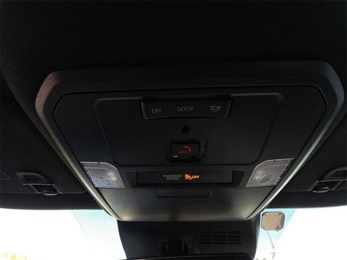 Used 2024 Toyota Tacoma TRD Sport image 25