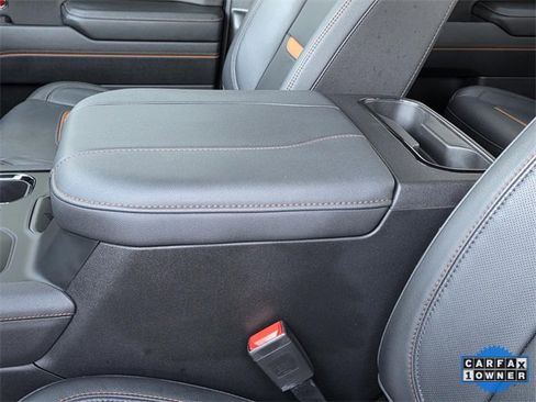 Used 2023 GMC Sierra 1500 AT4 image 7