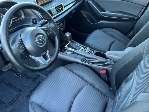 Used 2016 MAZDA MAZDA3 i Sport w/ Preferred Equipment Package image 12