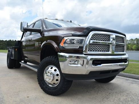Used 2015 RAM 3500 Laramie AWD/4WD image 11
