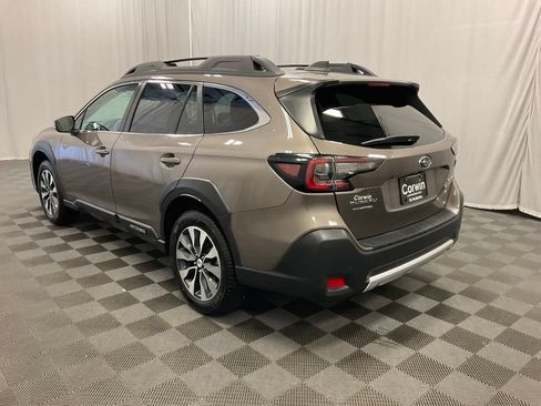 Used 2023 Subaru Outback Limited AWD/4WD image 4