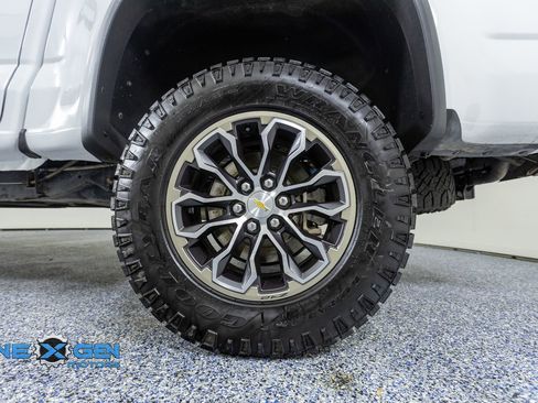 Used 2022 Chevrolet Colorado ZR2 image 45