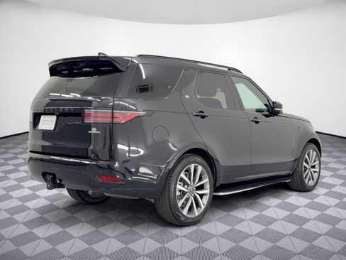 Certified 2026 Land Rover Discovery Dynamic SE AWD/4WD image 9