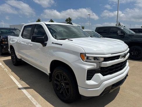 Used 2025 Chevrolet Silverado 1500 RST w/ Protection Package AWD/4WD image 4