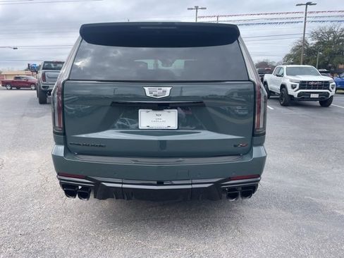 Used 2026 Cadillac Escalade V w/ LPO, Floor Liner Package image 4