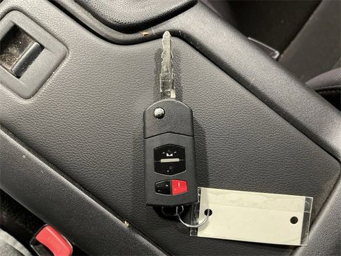 Used 2012 MAZDA MX-5 Miata Touring image 28