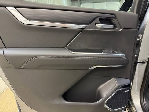 New 2026 GMC Acadia Elevation w/ LPO, Floor Liner Package FWD image 16