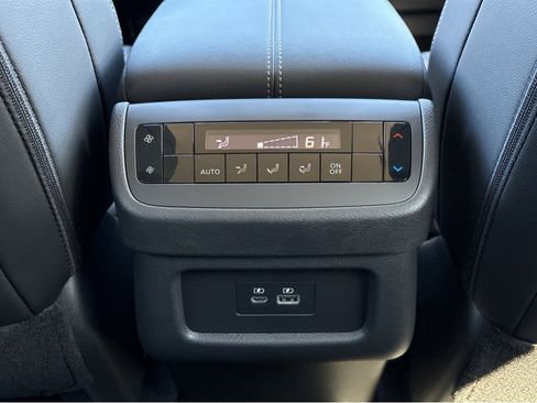 New 2026 Nissan Pathfinder SL w/ Cargo Package image 21