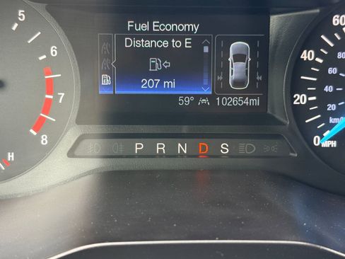 Used 2020 Ford Edge SE w/ Cargo Accessory Package FWD image 14