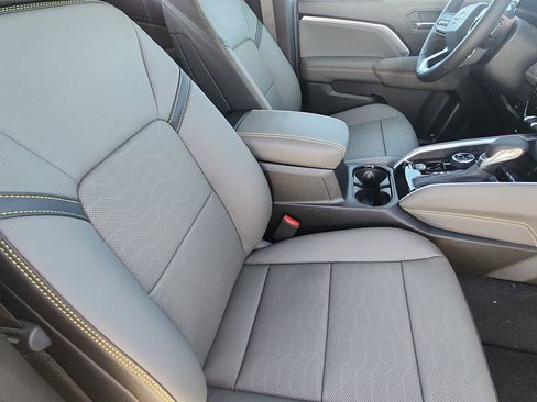 New 2026 Chevrolet Colorado ZR2 w/ Technology Package image 65