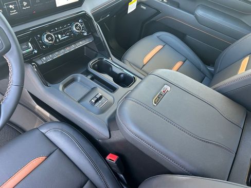 New 2025 GMC Sierra 2500 AT4 w/ AT4 Premium Plus Package image 20