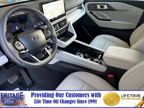 New 2026 Ford Explorer Platinum w/ LUX Leather Package AWD/4WD image 10