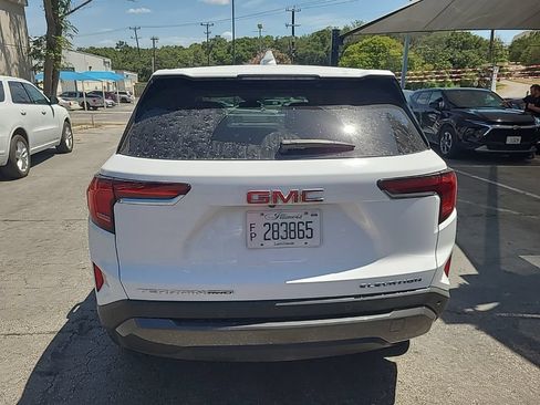 Used 2025 GMC Terrain Elevation AWD/4WD image 7