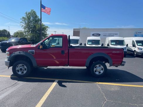 Used 2010 Ford F250 XLT AWD/4WD image 8