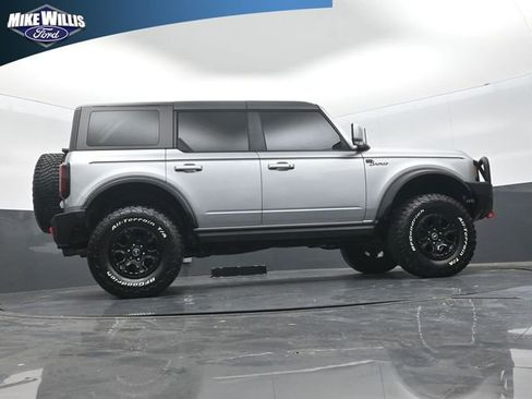 Used 2023 Ford Bronco Outer Banks w/ Sasquatch Package AWD/4WD image 24