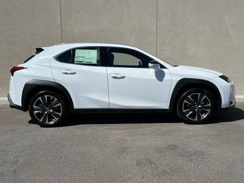 New 2026 Lexus UX 300h FWD image 5