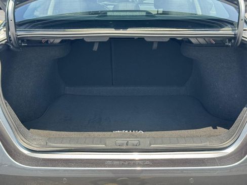 Used 2025 Nissan Sentra SV w/ Trunk Package FWD image 5