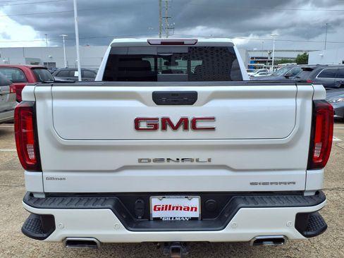 Used 2022 GMC Sierra 1500 Denali w/ Driver Alert Package II AWD/4WD image 26