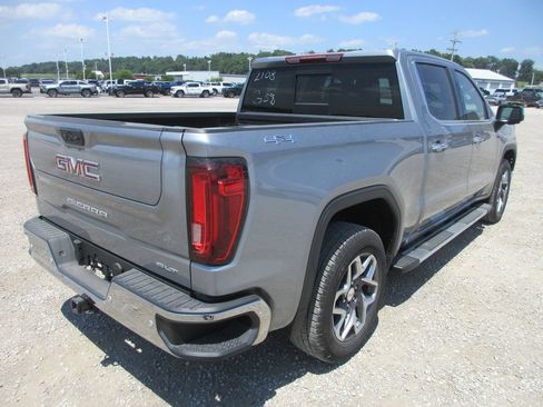 New 2026 GMC Sierra 1500 SLT w/ SLT Premium Plus Package AWD/4WD image 4