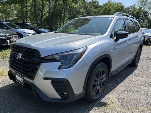 Used 2025 Subaru Ascent Onyx Edition w/ Onyx Package image 4