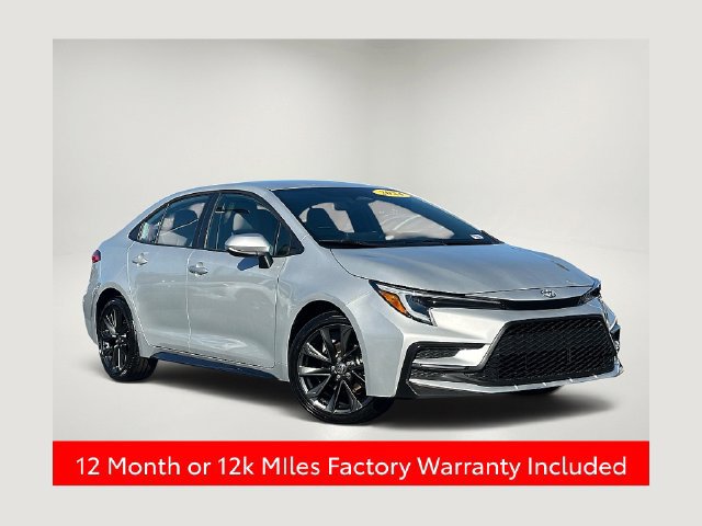 Certified 2024 Toyota Corolla SE FWD image 1