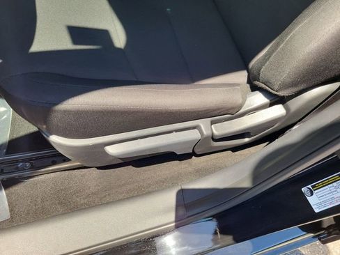 Used 2025 Nissan Sentra S FWD image 11