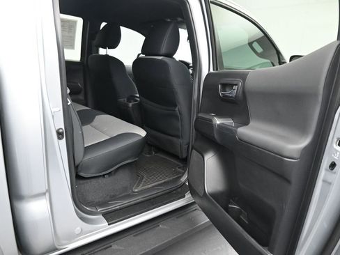Used 2023 Toyota Tacoma TRD Sport AWD/4WD image 11