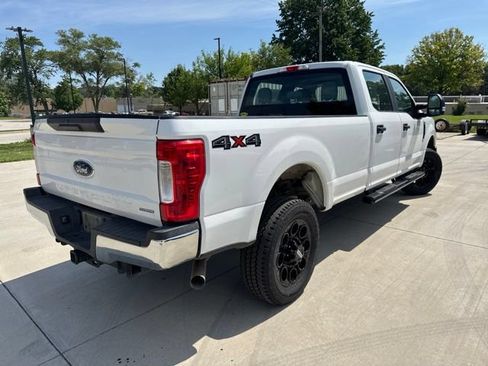 Used 2018 Ford F350 XL AWD/4WD image 3