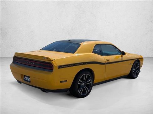 Used 2012 Dodge Challenger SRT8 Yellow Jacket w/ Premium Sound Group image 5
