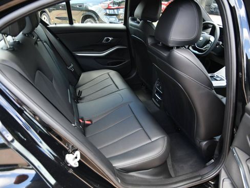 Used 2026 BMW 330i Sedan RWD image 11