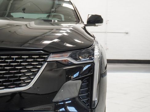 Used 2020 Cadillac CT4 Premium Luxury image 40