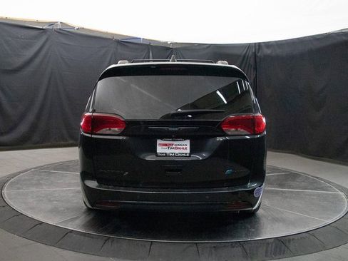Used 2019 Chrysler Pacifica Limited w/ Advanced Safetytec Group image 11