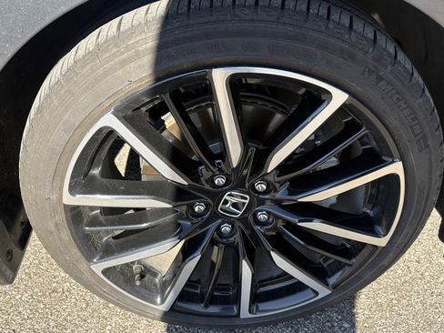Used 2024 Honda Accord Touring image 15
