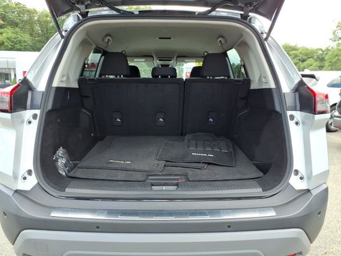Certified 2023 Nissan Rogue SV AWD/4WD image 16