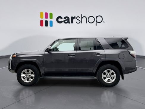 Used 2017 Toyota 4Runner SR5 Premium image 2