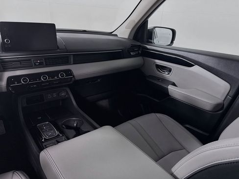 Certified 2024 Honda Pilot EX-L image 22