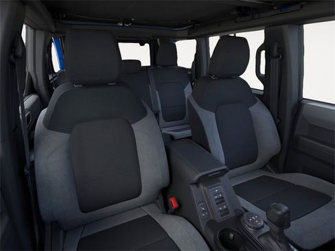 New 2025 Ford Bronco Big Bend image 11