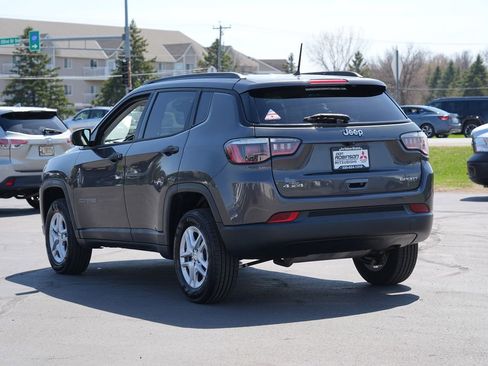 Used 2018 Jeep Compass Sport AWD/4WD image 5