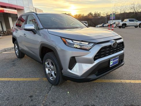 New 2025 Toyota RAV4 XLE image 11
