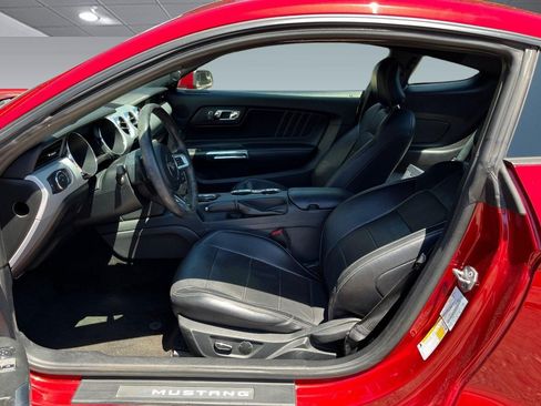 Used 2016 Ford Mustang Premium RWD image 3