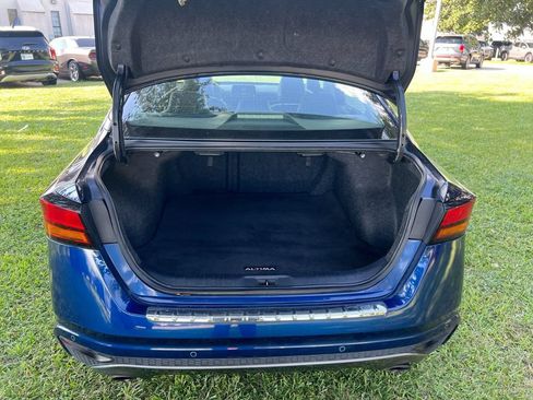 Used 2022 Nissan Altima 2.5 SR FWD image 18