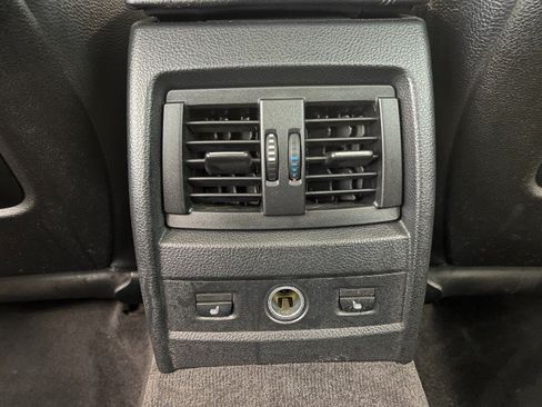 Used 2013 BMW 328i xDrive Sedan AWD/4WD image 36