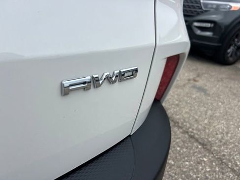 Certified 2024 Ford Escape Platinum AWD/4WD image 24