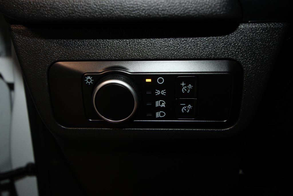 Used 2025 Ford Escape Active FWD image 9