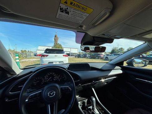 Used 2025 MAZDA MAZDA3 s image 33