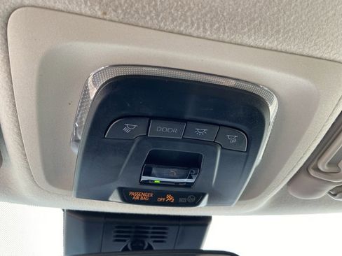 Used 2024 Toyota Corolla LE image 41