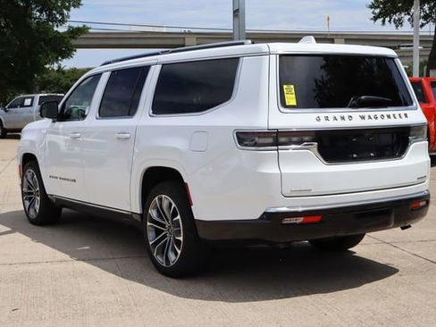 Used 2023 Jeep Grand Wagoneer L Series III AWD/4WD image 3