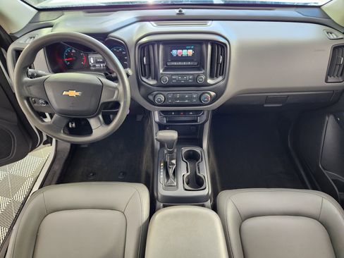 Used 2015 Chevrolet Colorado W/T image 15