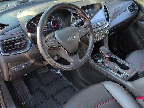 Used 2022 Chevrolet Equinox RS w/ RS Leather Package image 10