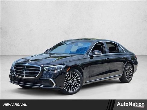 Used 2023 Mercedes-Benz S 500 4MATIC image 1